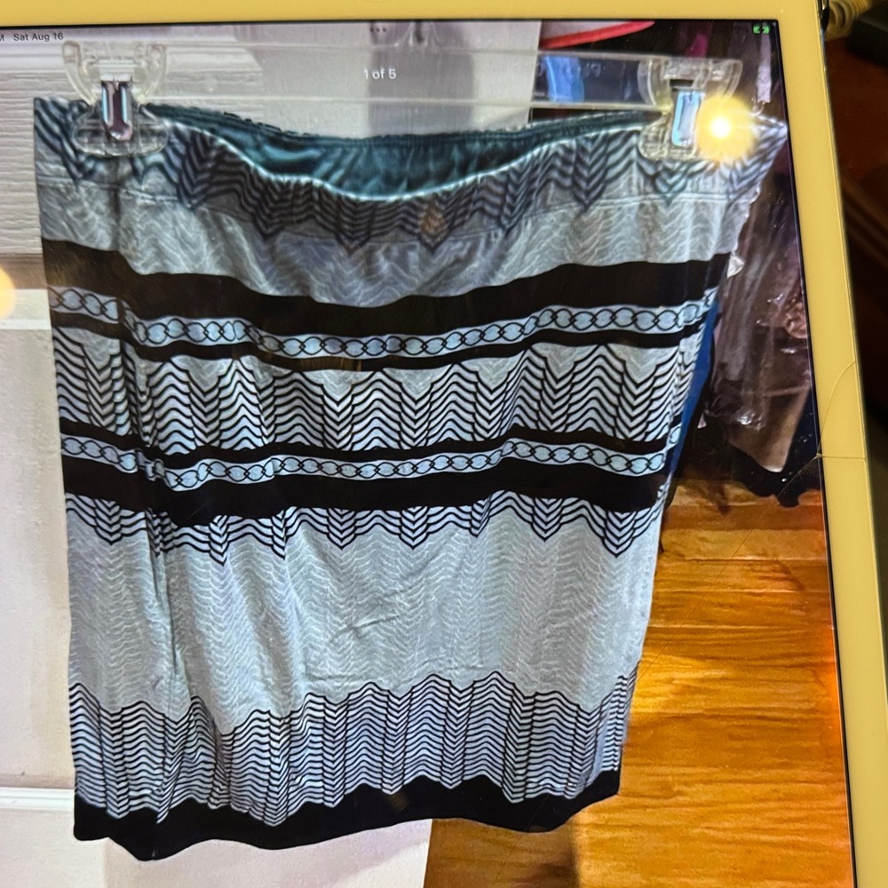 Sophie Max Blue and Green Pencil Skirt